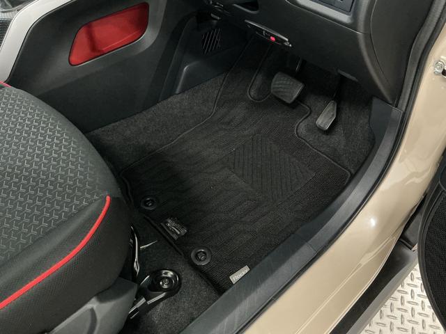 ロッキーX 雹害車両 ワンオーナー ナビTV ETC バックカメラ雹害車両 1年保証 ワンオーナー ナビTV ドラレコ ETC バックカメラ 前後コーナーセンサー DVD USB接続 Bluetooth オートハイビーム スマートキー 16インチ純正アルミホイール(兵庫県)の中古車