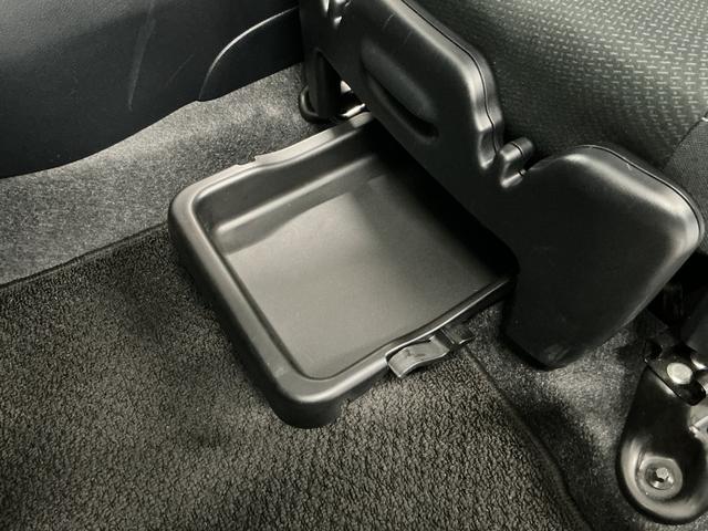ヴィッツハイブリッドU 禁煙 ナビ ドラレコ ETC バックカメラ1年保証 禁煙車 ナビTV バックカメラ ドラレコ ETC オートクルーズコントロール 運転席シートヒーター 電動コーナーポール Bluetooth 衝突軽減ブレーキ オートハイビーム スマートキー(兵庫県)の中古車