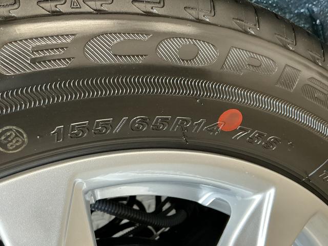 ムーヴＧ　片側電動スライド　オートブレーキホールド　スマートキー走行無制限１年保証　片側電動スライドドア　前後コーナーセンサー　オートハイビーム　ＬＥＤヘッドライト　プッシュスタート　アイドリングストップ　オートブレーキホールド　１４インチ純正アルミホイール（兵庫県）の中古車