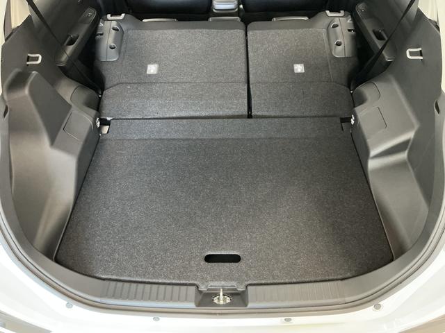 ロッキープレミアムG 禁煙 ワンオーナー 9インチナビ ETC2.01年保証 ワンオーナー 9インチナビTV 禁煙車 前後ドラレコ ETC2.0 バックカメラ アダプティブクルーズコントロール コーナーセンサー シートヒーター USB接続 17インチ純正アルミホイール(兵庫県)の中古車