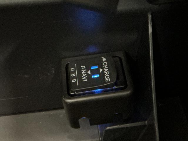 コペンローブ CVT ナビTV USB ドラレコ シートヒーターCVT車 1年保証 ナビTV ドラレコ シートヒーター DVD USB接続 Bluetooth LEDヘッドライト プッシュスタート アイドリングストップ 横滑り防止装置 16インチ純正アルミホイール(兵庫県)の中古車