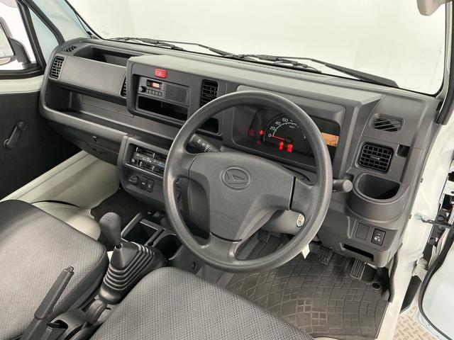 ハイゼットトラック 中古車 スタンダード　農用スペシャル　４ＷＤ　５ＭＴ　ＥＴＣ　ラジオ４ＷＤ　ＭＴ車　１年保証　ＥＴＣ　ラジオ　センターデフロック　トランスファー　３方開　荷台作業灯　ゲートプロテクター　荷台マット　リアゲートチェーン　ドアバイザー　ヘッドライトレベライザー　エアコン
