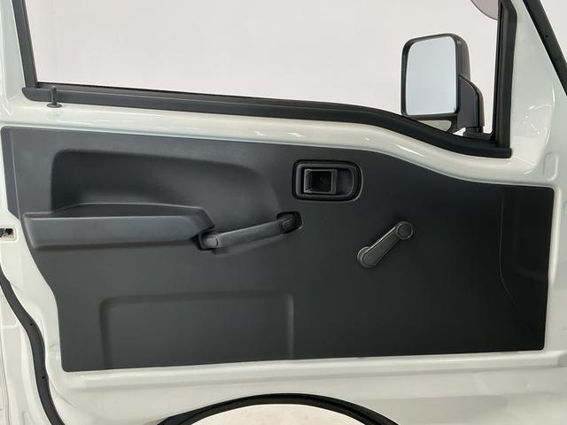 ハイゼットトラックスタンダード　農用スペシャル　４ＷＤ　５ＭＴ　ＥＴＣ　ラジオ４ＷＤ　ＭＴ車　１年保証　ＥＴＣ　ラジオ　センターデフロック　トランスファー　３方開　荷台作業灯　ゲートプロテクター　荷台マット　リアゲートチェーン　ドアバイザー　ヘッドライトレベライザー　エアコン（兵庫県）の中古車