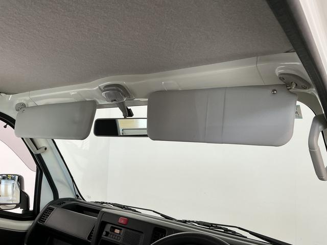 ハイゼットトラックスタンダード　農用スペシャル　４ＷＤ　５ＭＴ　ＥＴＣ　ラジオ４ＷＤ　ＭＴ車　１年保証　ＥＴＣ　ラジオ　センターデフロック　トランスファー　３方開　荷台作業灯　ゲートプロテクター　荷台マット　リアゲートチェーン　ドアバイザー　ヘッドライトレベライザー　エアコン（兵庫県）の中古車