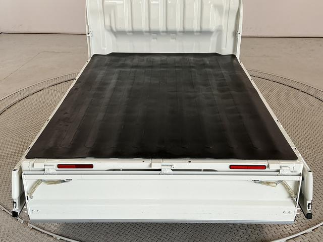 ハイゼットトラックスタンダード　農用スペシャル　４ＷＤ　５ＭＴ　ＥＴＣ　ラジオ４ＷＤ　ＭＴ車　１年保証　ＥＴＣ　ラジオ　センターデフロック　トランスファー　３方開　荷台作業灯　ゲートプロテクター　荷台マット　リアゲートチェーン　ドアバイザー　ヘッドライトレベライザー　エアコン（兵庫県）の中古車