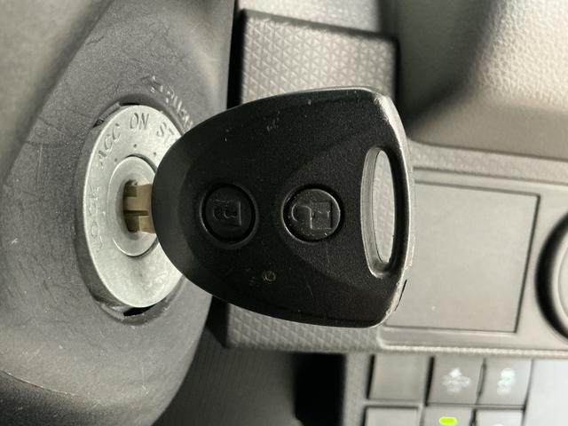 タントカスタムＬ　ＣＤオーディオ　前後コーナーセンサー　キーレス１年保証　ＣＤオーディオ　前後コーナーセンサー　オートハイビーム　ＬＥＤヘッドライト　キーレスエントリー　アイドリングストップ　横滑り防止装置　オートライト　両側スライドドア　ラクスマグリップ（兵庫県）の中古車