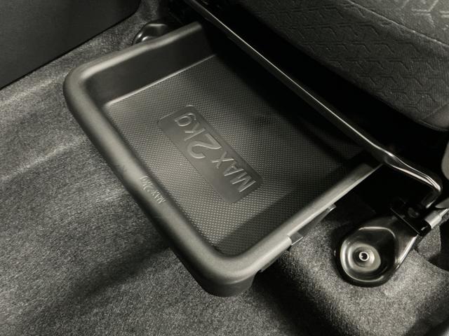 ロッキープレミアムG HEV 禁煙 ワンオーナー 9インチナビTV1年保証 禁煙車 ワンオーナー 9インチナビTV ドラレコ ETC パノラマモニター アダプティブクルーズコントロール コーナーセンサー シートヒーター USB接続 17インチ純正アルミホイール(兵庫県)の中古車