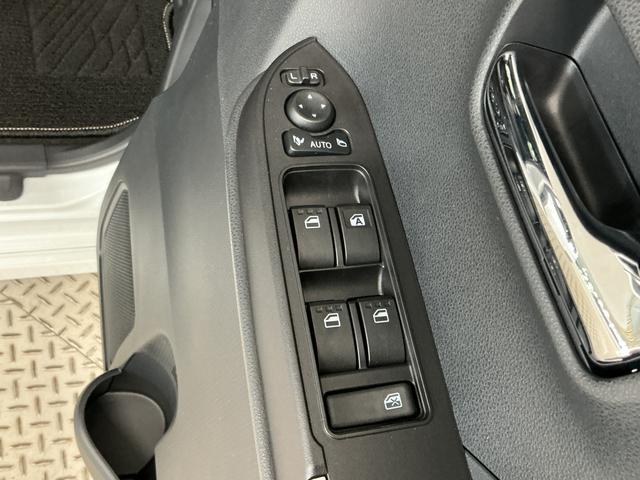 タントカスタムRSリミテッド ETC クルコン 両側電動スライド走行無制限1年保証 ETC アダプティブクルーズコントロール 両側電動スライドドア 前後コーナーセンサー 前席シートヒーター オートハイビーム LEDヘッドライト 15インチ純正アルミホイール(兵庫県)の中古車