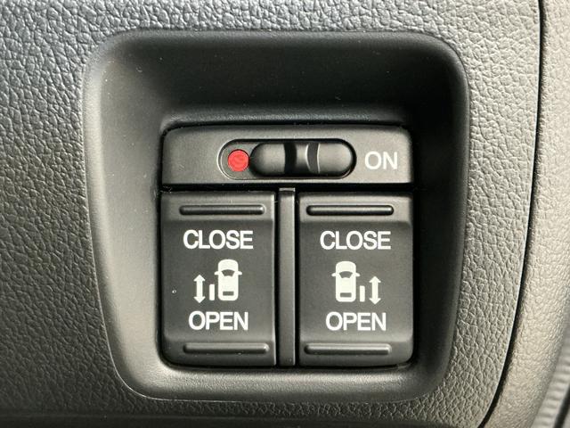 N−BOXカスタムG ターボSSパッケージ 禁煙 1オーナー ナビTV ETC1年保証 禁煙車 ワンオーナー ナビTV ETC バックカメラ パドルシフト オートクルーズコントロール 両側電動スライドドア HIDヘッドライト プッシュスタート 15インチアルミホイール(兵庫県)の中古車