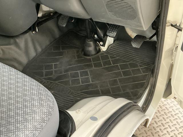ハイゼットトラックエアコン・パワステ スペシャル 5MT ワンオーナーMT車 1年保証 ワンオーナー ポータブルナビ ラジオ 3方開 ゲートプロテクター 荷台マット リアゲートチェーン ドアバイザー ヘッドライトレベライザー シガーソケット マニュアルエアコン(兵庫県)の中古車