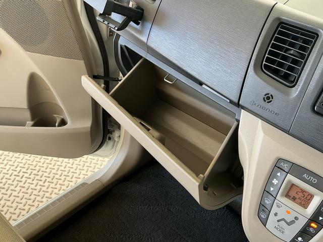 ムーヴXリミテッド ナビ ETC バックカメラ プッシュスタート1年保証 禁煙車 ナビTV ETC バックカメラ プッシュスタート アイドリングストップ オートエアコン ドアバイザー ヘッドライトレベライザー 電動格納ドアミラー 14インチ純正アルミホイール(兵庫県)の中古車