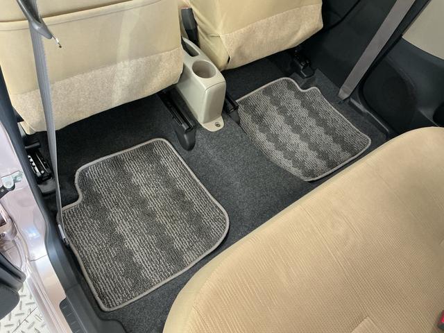 ミラXスペシャル 4WD MT CDオーディオ ETC キーレス4WD 5MT車 1年保証 CDオーディオ ETC リアコーナーセンサー コーナーポール キーレスエントリー ドアバイザー ヘッドライトレベライザー マニュアルエアコン アクセサリーソケット(兵庫県)の中古車