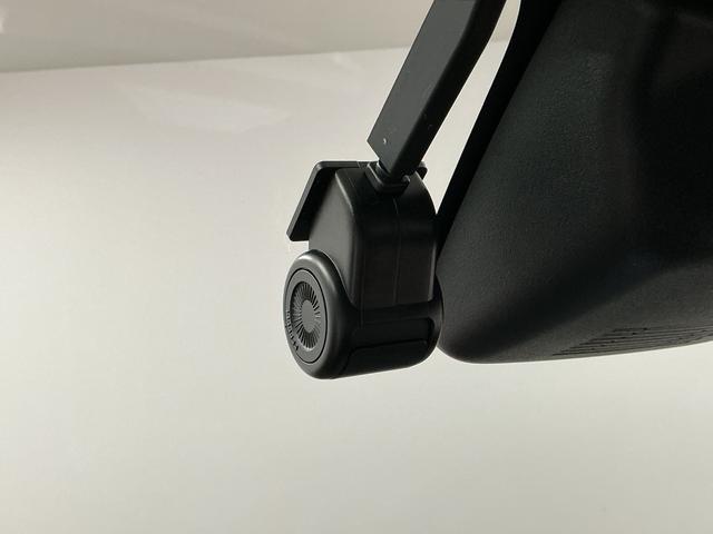 ロッキープレミアム 禁煙 ワンオーナー ナビTV パノラマモニター1年保証 禁煙車 ワンオーナー ナビTV ETC パノラマモニター ブラインドスポットモニター アダプティブクルーズコントロール 前後コーナーセンサー 前席シートヒーター 17インチ純正アルミホイール(兵庫県)の中古車