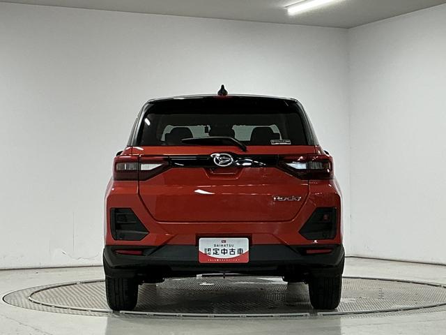 ロッキープレミアム 禁煙 ワンオーナー ナビTV パノラマモニター1年保証 禁煙車 ワンオーナー ナビTV ETC パノラマモニター ブラインドスポットモニター アダプティブクルーズコントロール 前後コーナーセンサー 前席シートヒーター 17インチ純正アルミホイール(兵庫県)の中古車