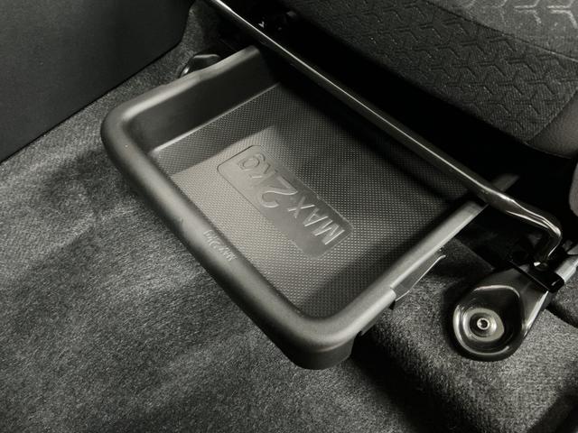 ロッキープレミアム 禁煙 ワンオーナー ナビTV パノラマモニター1年保証 禁煙車 ワンオーナー ナビTV ETC パノラマモニター ブラインドスポットモニター アダプティブクルーズコントロール 前後コーナーセンサー 前席シートヒーター 17インチ純正アルミホイール(兵庫県)の中古車