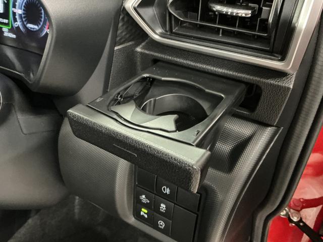 ロッキープレミアム 禁煙 ワンオーナー ナビTV パノラマモニター1年保証 禁煙車 ワンオーナー ナビTV ETC パノラマモニター ブラインドスポットモニター アダプティブクルーズコントロール 前後コーナーセンサー 前席シートヒーター 17インチ純正アルミホイール(兵庫県)の中古車