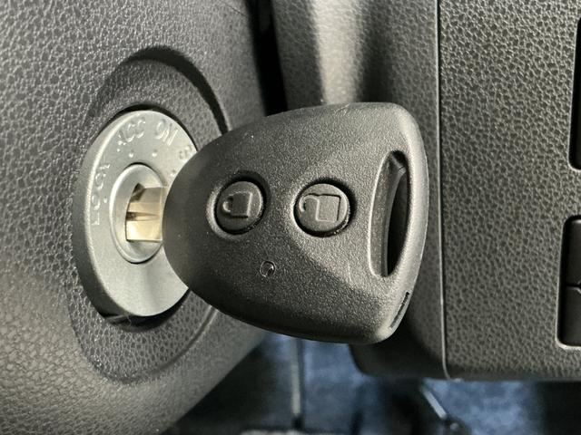 ミライース 中古車 Ｌ　ＳＡＩＩＩ　前後コーナーセンサー　キーレスエントリー走行無制限１年保証　前後コーナーセンサー　オートハイビーム　キーレスエントリー　アイドリングストップ　横滑り防止装置　オートライト　ヘッドライトレベライザー　マニュアルエアコン　デジタルメーター