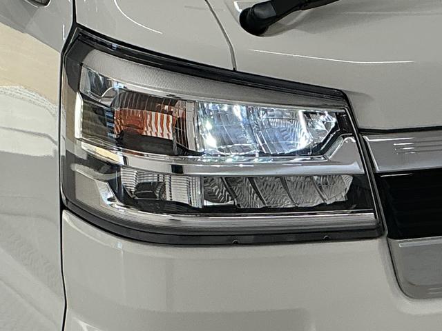 ハイゼットトラックジャンボエクストラ　ＣＶＴ　前後コーナーセンサー　荷台作業灯ＣＶＴ車　走行無制限１年保証　前後コーナーセンサー　３方開　荷台作業灯　リアゲートチェーン　オートハイビーム　ＬＥＤヘッドライト　プッシュスタート　横滑り防止装置　電動格納ドアミラー　スペアタイヤ（兵庫県）の中古車