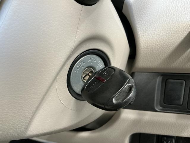 デイズJ 禁煙 CDオーディオ ETC コーナーセンサー キーレス1年保証 禁煙車 CDオーディオ ETC 前後コーナーセンサー 衝突軽減ブレーキ キーレスエントリー 横滑り防止装置 ヘッドライトレベライザー 電動格納ドアミラー アクセサリーソケット ベンチシート(兵庫県)の中古車