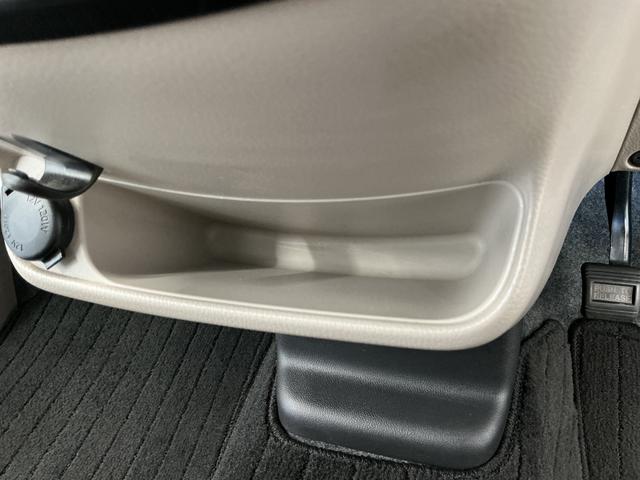 デイズJ 禁煙 CDオーディオ ETC コーナーセンサー キーレス1年保証 禁煙車 CDオーディオ ETC 前後コーナーセンサー 衝突軽減ブレーキ キーレスエントリー 横滑り防止装置 ヘッドライトレベライザー 電動格納ドアミラー アクセサリーソケット ベンチシート(兵庫県)の中古車