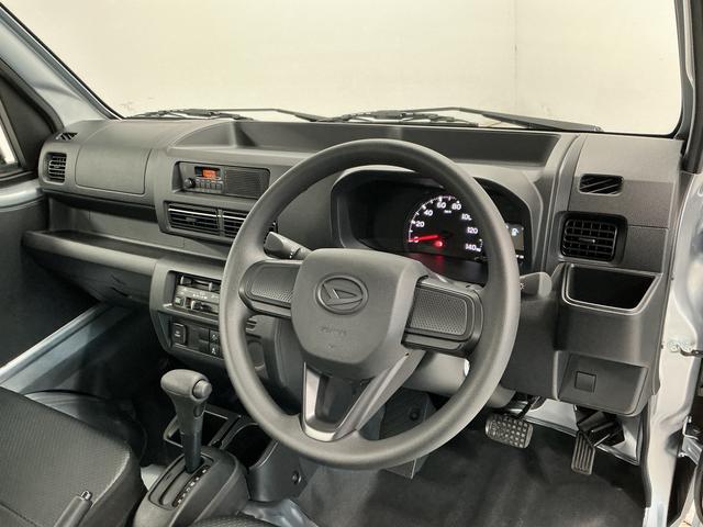 ハイゼットトラックスタンダード CVT 前後コーナーセンサー オートハイビームCVT車 1年保証 ラジオ 前後コーナーセンサー 3方開 オートハイビーム アイドリングストップ 横滑り防止装置 ヘッドライトレベライザー アクセサリーソケット スペアタイヤ スマートアシスト(兵庫県)の中古車