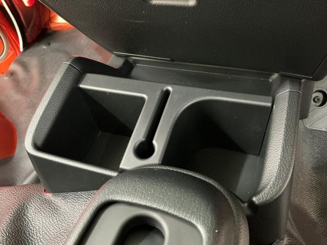 ハイゼットトラックジャンボエクストラ CVT 前後コーナーセンサー 荷台作業灯CVT車 走行無制限1年保証 前後コーナーセンサー 3方開 荷台作業灯 リアゲートチェーン オートハイビーム LEDヘッドライト プッシュスタート 横滑り防止装置 電動格納ドアミラー スペアタイヤ(兵庫県)の中古車