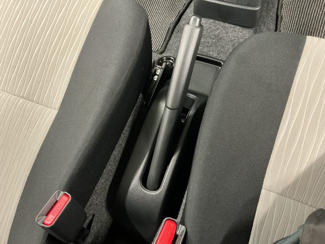 ミライースL SAIII 前後コーナーセンサー キーレスエントリー走行無制限1年保証 前後コーナーセンサー オートハイビーム キーレスエントリー アイドリングストップ 横滑り防止装置 オートライト ヘッドライトレベライザー マニュアルエアコン デジタルメーター(兵庫県)の中古車