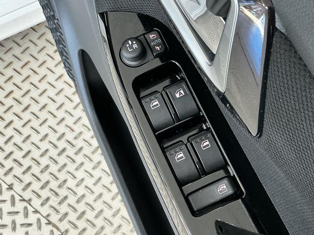 ムーヴカスタム RS ハイパーリミテッドSAIII ETC USB1年保証 ディスプレイオーディオ ETC パノラマモニター 運転席シートヒーター USB接続 Bluetooth オートハイビーム LEDヘッドライト プッシュスタート 15インチ純正アルミホイール(兵庫県)の中古車