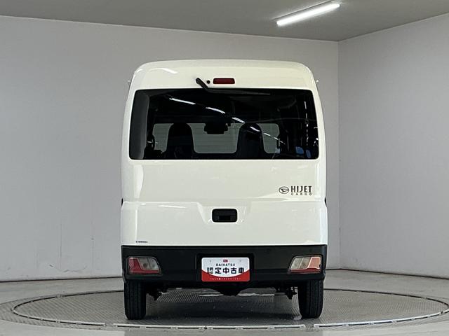 ハイゼットカーゴＤＸ　ＣＶＴ　ＥＴＣ　前後コーナーセンサー　キーレス　ラジオＣＶＴ車　１年保証　ＥＴＣ　前後コーナーセンサー　ラジオ　キーレスエントリー　オートハイビーム　アイドリングストップ　横滑り防止装置　オートライト　両側スライドドア　オーバーヘッドシェルフ（兵庫県）の中古車