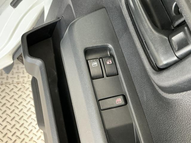 ハイゼットカーゴＤＸ　ＣＶＴ　ＥＴＣ　前後コーナーセンサー　キーレス　ラジオＣＶＴ車　１年保証　ＥＴＣ　前後コーナーセンサー　ラジオ　キーレスエントリー　オートハイビーム　アイドリングストップ　横滑り防止装置　オートライト　両側スライドドア　オーバーヘッドシェルフ（兵庫県）の中古車