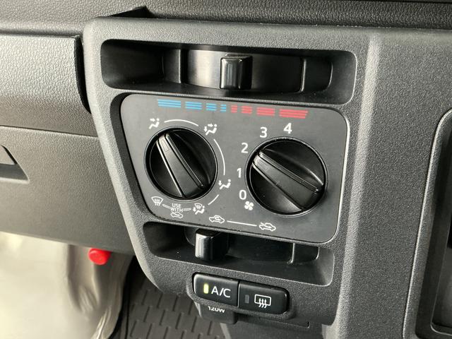 ハイゼットカーゴＤＸ　ＣＶＴ　ＥＴＣ　前後コーナーセンサー　キーレス　ラジオＣＶＴ車　１年保証　ＥＴＣ　前後コーナーセンサー　ラジオ　キーレスエントリー　オートハイビーム　アイドリングストップ　横滑り防止装置　オートライト　両側スライドドア　オーバーヘッドシェルフ（兵庫県）の中古車