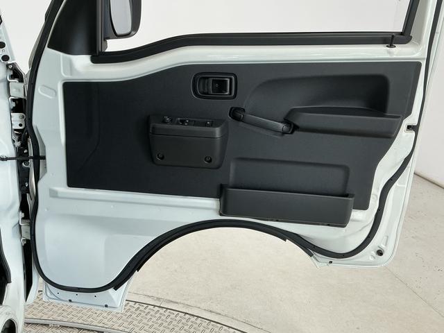 ハイゼットトラックEXT 3モード4WD ナビTV ETC コーナーセンサー3モード電子制御式4WD CVT車 1年保証 ナビTV ETC 前後コーナーセンサー Bluetooth 3方開 荷台作業灯 センターデフロック オートハイビーム 横滑り防止装置 ドアバイザー(兵庫県)の中古車