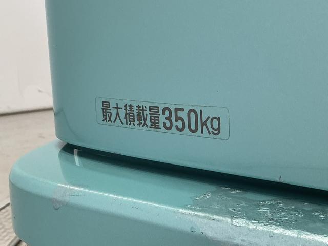 ハイゼットカーゴDX AT ナビTV キーレスエントリー 両側スライドドアAT車 1年保証 ナビTV DVD USB接続 Bluetooth キーレスエントリー アイドリングストップ 両側スライドドア ドアバイザー ヘッドライトレベライザー オーバーヘッドシェルフ(兵庫県)の中古車