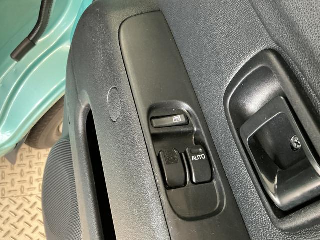 ハイゼットカーゴDX AT ナビTV キーレスエントリー 両側スライドドアAT車 1年保証 ナビTV DVD USB接続 Bluetooth キーレスエントリー アイドリングストップ 両側スライドドア ドアバイザー ヘッドライトレベライザー オーバーヘッドシェルフ(兵庫県)の中古車
