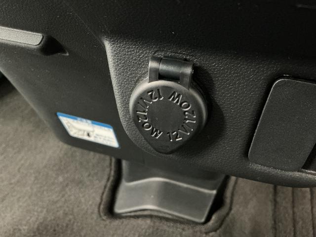 ハイゼットカーゴDX AT ナビTV キーレスエントリー 両側スライドドアAT車 1年保証 ナビTV DVD USB接続 Bluetooth キーレスエントリー アイドリングストップ 両側スライドドア ドアバイザー ヘッドライトレベライザー オーバーヘッドシェルフ(兵庫県)の中古車