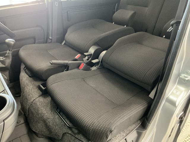 ハイゼットカーゴクルーズ 4WD 5MT 禁煙 ワンオーナー CDオーディオ4WD MT車 走行無制限1年保証 禁煙車 ワンオーナー CDオーディオ 両側スライドドア USB接続 キーレスエントリー アイドリングストップ ドアバイザー 電動格納ミラー オーバーヘッドシェルフ(兵庫県)の中古車
