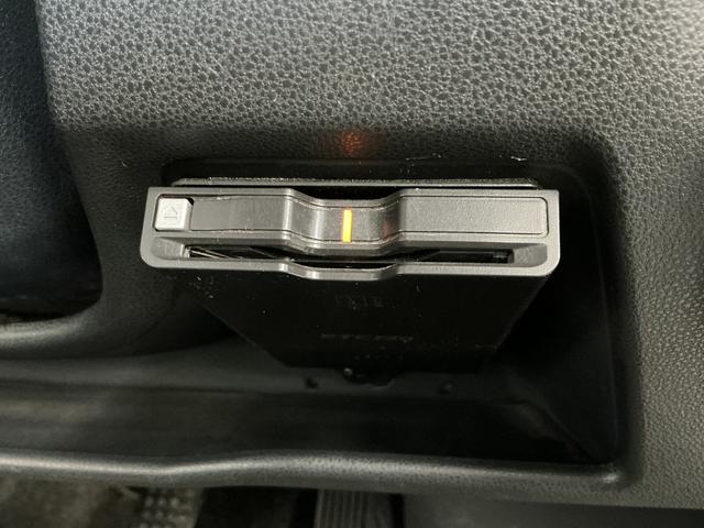 ハイゼットカーゴクルーズターボSAIII AT ナビ ドラレコ ETCAT 1年保証 純正ナビ ドラレコ ETC Bluetooth TV USB DVD コーナーセンサー 衝突回避支援ブレーキ オートハイビーム 横滑り防止装置 アイドリングストップ ドアバイザー(兵庫県)の中古車