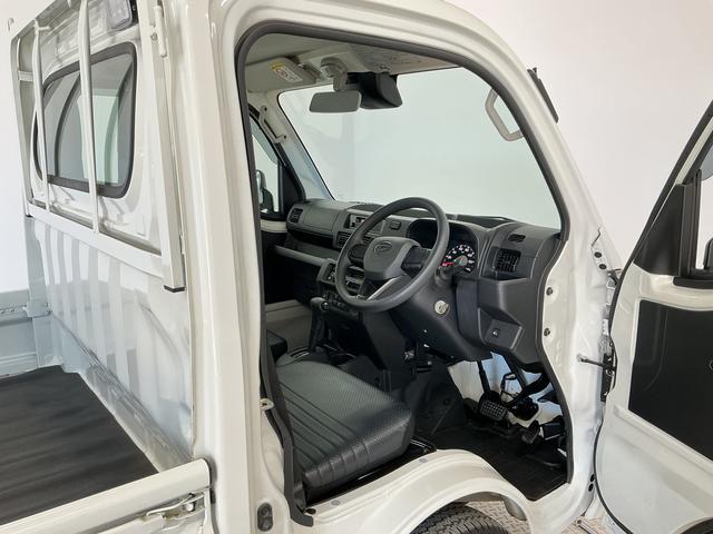 ハイゼットトラックスタンダード 農用スペシャル 3モード4WD CVT 3方開3モード電子制御式4WD CVT車 1年保証 前後コーナーセンサー 3方開 荷台作業灯 荷台マット センターデフロック オートハイビーム アイドリングストップ 横滑り防止装置 ドアバイザー(兵庫県)の中古車