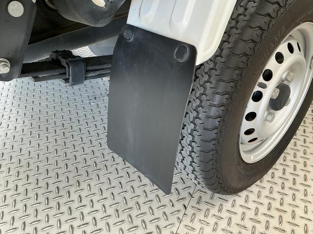 ハイゼットトラックスタンダード 農用スペシャル 3モード4WD CVT 3方開3モード電子制御式4WD CVT車 1年保証 前後コーナーセンサー 3方開 荷台作業灯 荷台マット センターデフロック オートハイビーム アイドリングストップ 横滑り防止装置 ドアバイザー(兵庫県)の中古車