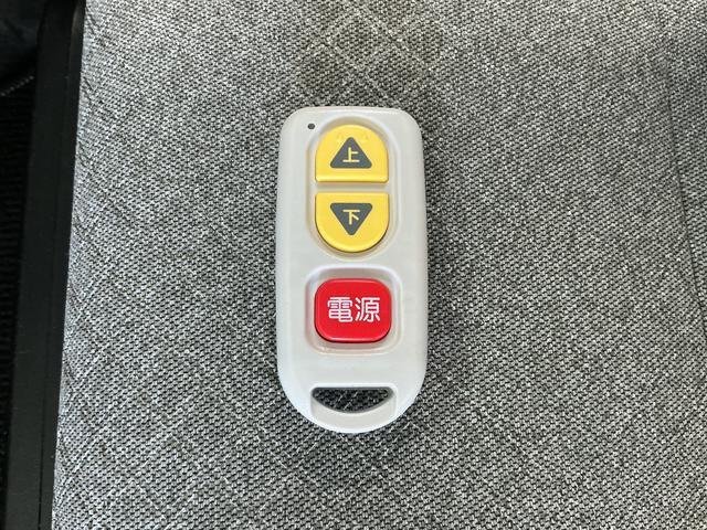 タントウェルカムシートリフトＸ　福祉車両　ディスプレイオーディオ１年保証　福祉車輌　９インチディスプレイオーディオ　ドラレコ　ＥＴＣ２．０　パノラマモニター　スマートパノラマパーキングアシスト　両側電動スライド　コーナーセンサー　シートヒーター　助手席回転シート（兵庫県）の中古車