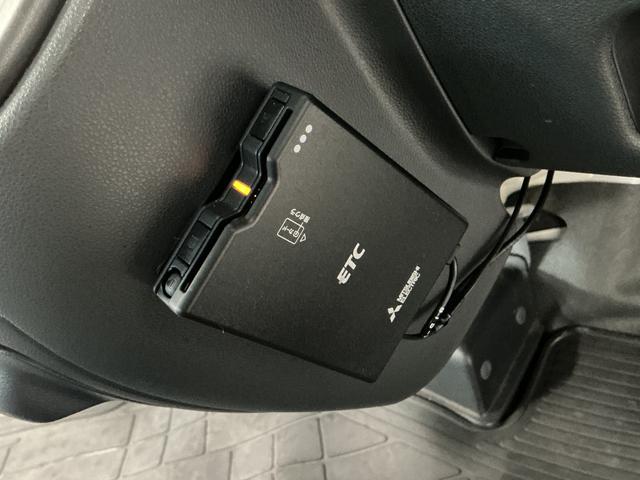 ハイゼットカーゴスペシャル AT ワンオーナー ETC ラジオ 両側スライドAT車 走行無制限1年保証 ワンオーナー ETC ラジオ 両側スライドドア ドアバイザー ヘッドライトレベライザー マニュアルエアコン オーバーヘッドシェルフ ラバーフロアマット 衝突安全ボディ(兵庫県)の中古車