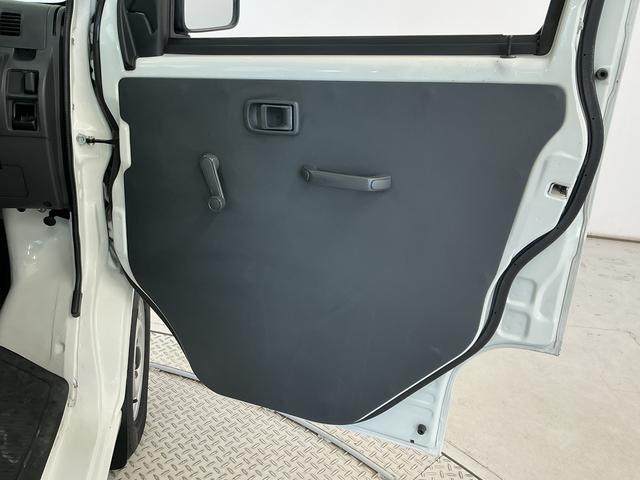 ハイゼットカーゴスペシャル AT ワンオーナー ETC ラジオ 両側スライドAT車 走行無制限1年保証 ワンオーナー ETC ラジオ 両側スライドドア ドアバイザー ヘッドライトレベライザー マニュアルエアコン オーバーヘッドシェルフ ラバーフロアマット 衝突安全ボディ(兵庫県)の中古車