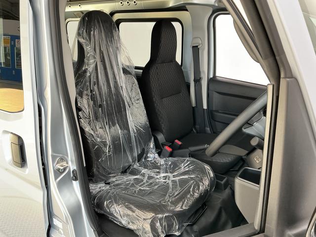 ハイゼットカーゴDX CVT 9インチディスプレイオーディオ バックカメラCVT車 1年保証 9インチディスプレイオーディオ バックカメラ 前後コーナーセンサー USB接続 Bluetooth オートハイビーム キーレスエントリー アイドリングストップ 横滑り防止装置(兵庫県)の中古車