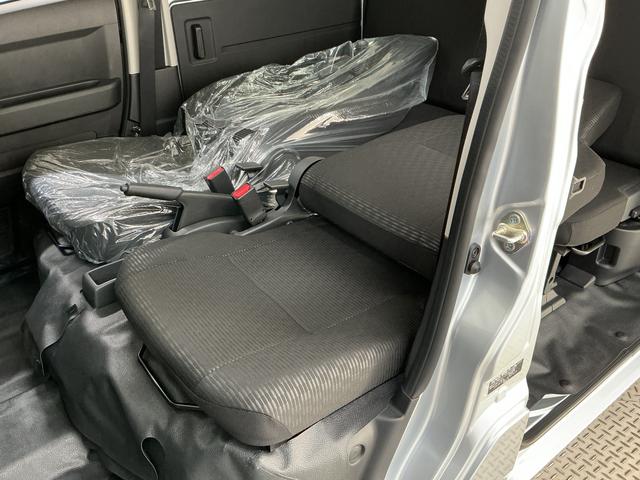 ハイゼットカーゴDX CVT 9インチディスプレイオーディオ バックカメラCVT車 1年保証 9インチディスプレイオーディオ バックカメラ 前後コーナーセンサー USB接続 Bluetooth オートハイビーム キーレスエントリー アイドリングストップ 横滑り防止装置(兵庫県)の中古車