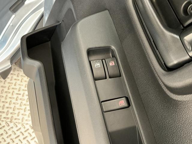 ハイゼットカーゴDX CVT 9インチディスプレイオーディオ バックカメラCVT車 1年保証 9インチディスプレイオーディオ バックカメラ 前後コーナーセンサー USB接続 Bluetooth オートハイビーム キーレスエントリー アイドリングストップ 横滑り防止装置(兵庫県)の中古車