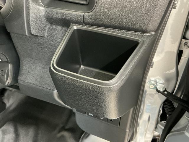 ハイゼットカーゴDX CVT 9インチディスプレイオーディオ バックカメラCVT車 1年保証 9インチディスプレイオーディオ バックカメラ 前後コーナーセンサー USB接続 Bluetooth オートハイビーム キーレスエントリー アイドリングストップ 横滑り防止装置(兵庫県)の中古車