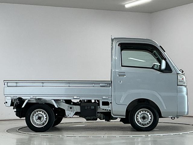 ハイゼットトラックスタンダード AT車 3方開 ラジオデッキ ドアバイザーAT車 走行無制限1年保証 ラジオデッキ ドアバイザー 3方開 12Vアクセサリーソケット マッドフラップ スペアタイヤ 禁煙車 マニュアルエアコン パワーステアリング(兵庫県)の中古車