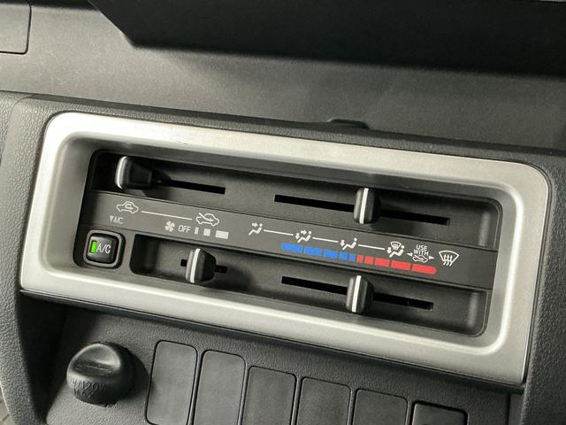 ハイゼットトラックスタンダード AT車 3方開 ラジオデッキ ドアバイザーAT車 走行無制限1年保証 ラジオデッキ ドアバイザー 3方開 12Vアクセサリーソケット マッドフラップ スペアタイヤ 禁煙車 マニュアルエアコン パワーステアリング(兵庫県)の中古車