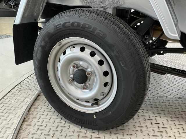 ハイゼットトラックスタンダード AT車 3方開 ラジオデッキ ドアバイザーAT車 走行無制限1年保証 ラジオデッキ ドアバイザー 3方開 12Vアクセサリーソケット マッドフラップ スペアタイヤ 禁煙車 マニュアルエアコン パワーステアリング(兵庫県)の中古車