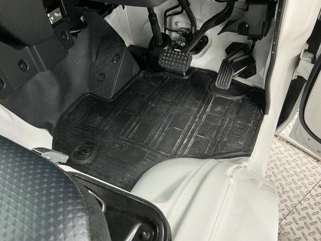 ハイゼットトラックスタンダード 農用スペシャル 3モード4WD CVT 3方開3モード電子制御式4WD CVT車 1年保証 ラジオ 前後コーナーセンサー 3方開 荷台作業灯 センターデフロック オートハイビーム アイドリングストップ 横滑り防止装置 ヘッドライトレベライザー(兵庫県)の中古車